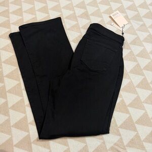 NYDJ
Barbara Bootcut in Black 32” inseam